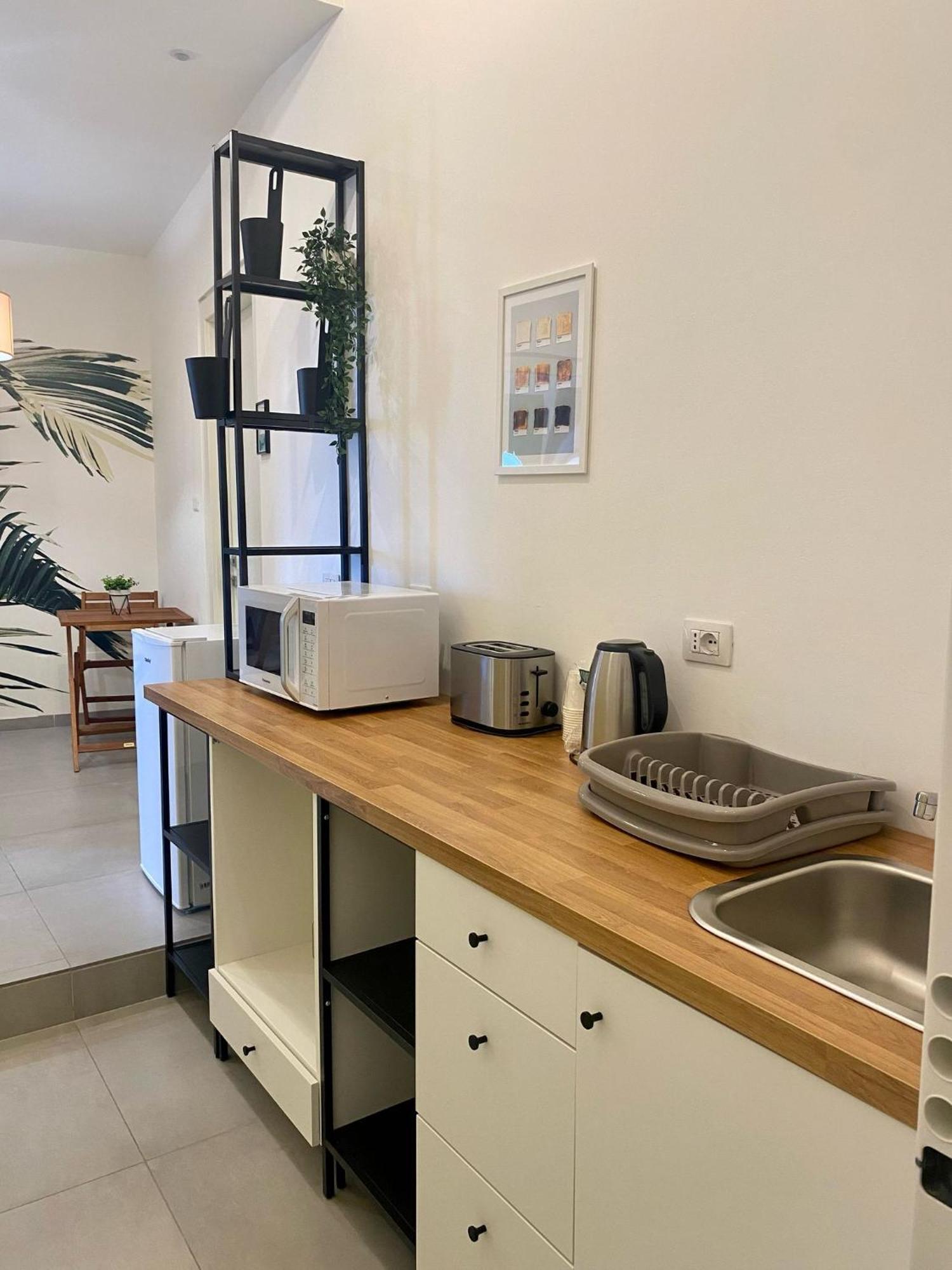Istai Cagliari City Center Rooms Esterno foto