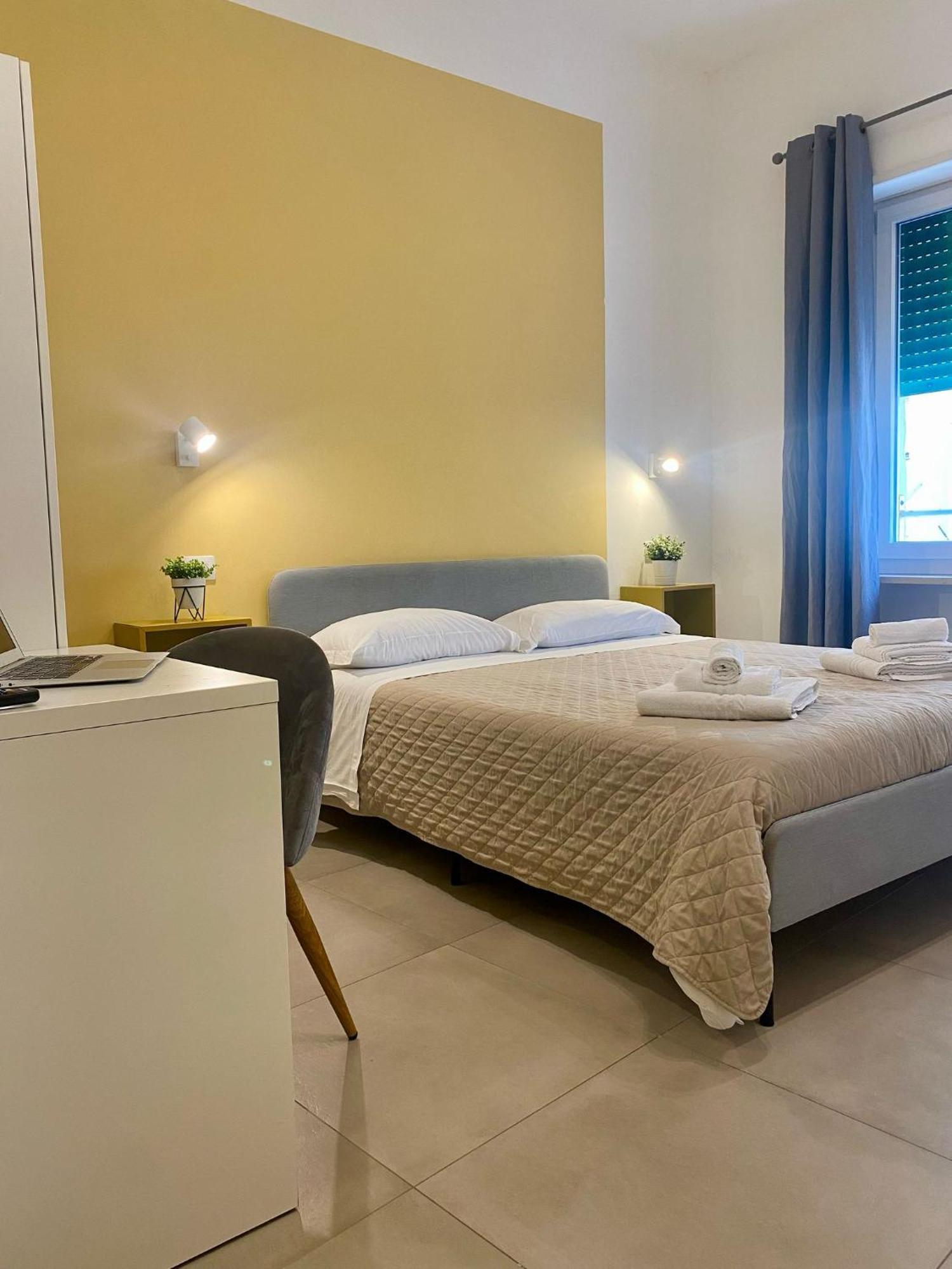 Istai Cagliari City Center Rooms Esterno foto